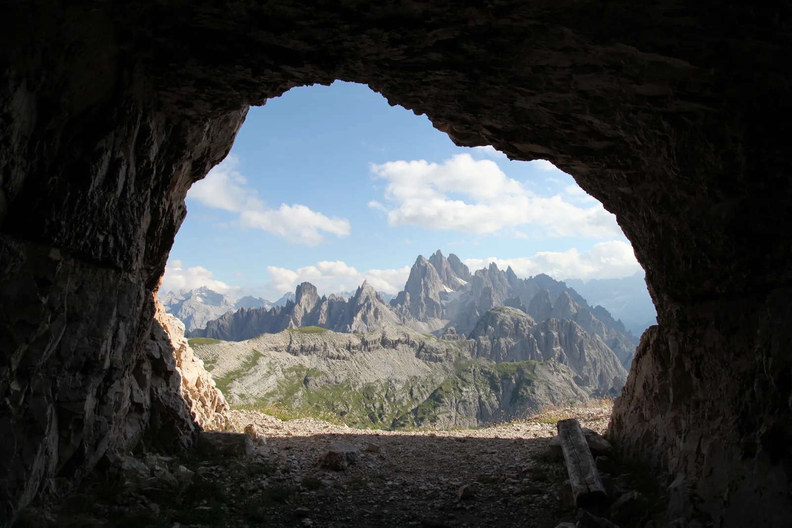 Uitzicht vanuit de Tre Cime di Lavaredo in de Dolomieten